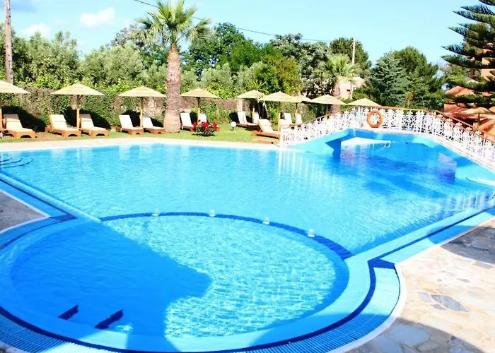 Hotel Hellens Village *