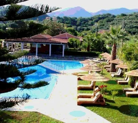 ホテル Hellens Village Almiros Beach