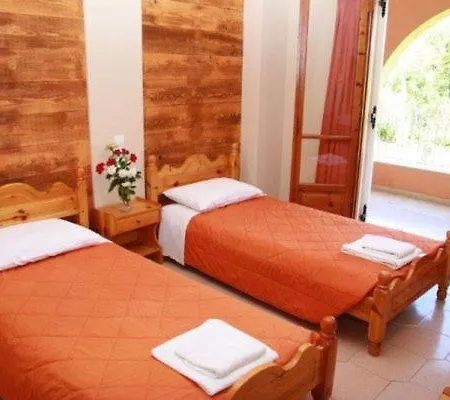 Hellens Village Hotel apartamentowy *
