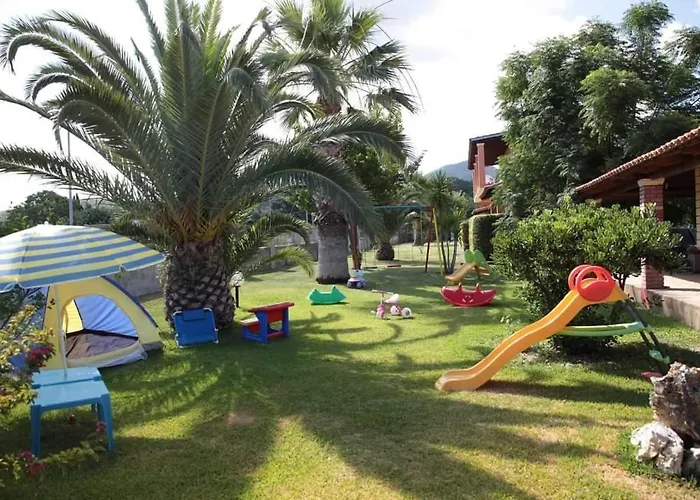 Hellens Village Hotel Almiros Beach