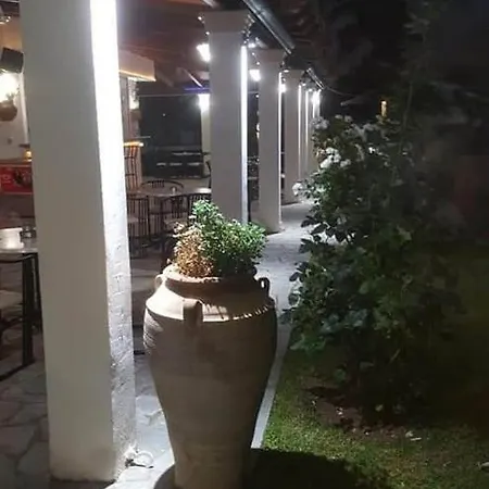 Hellens Village * Almiros Beach