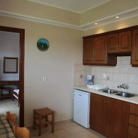 Hellens Village * Almiros Beach